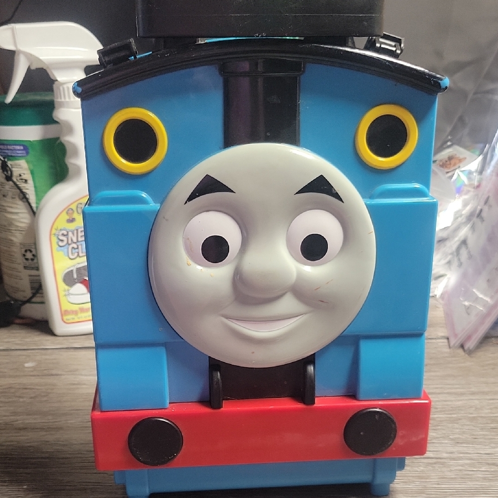 Thomas The Train Collector Case For Trains 2009 Mattel